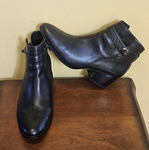 Coach Patricia black leather ankle boots Size 10